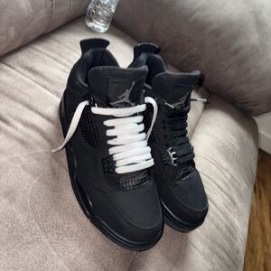 Retro 4 Jordans Black Cats